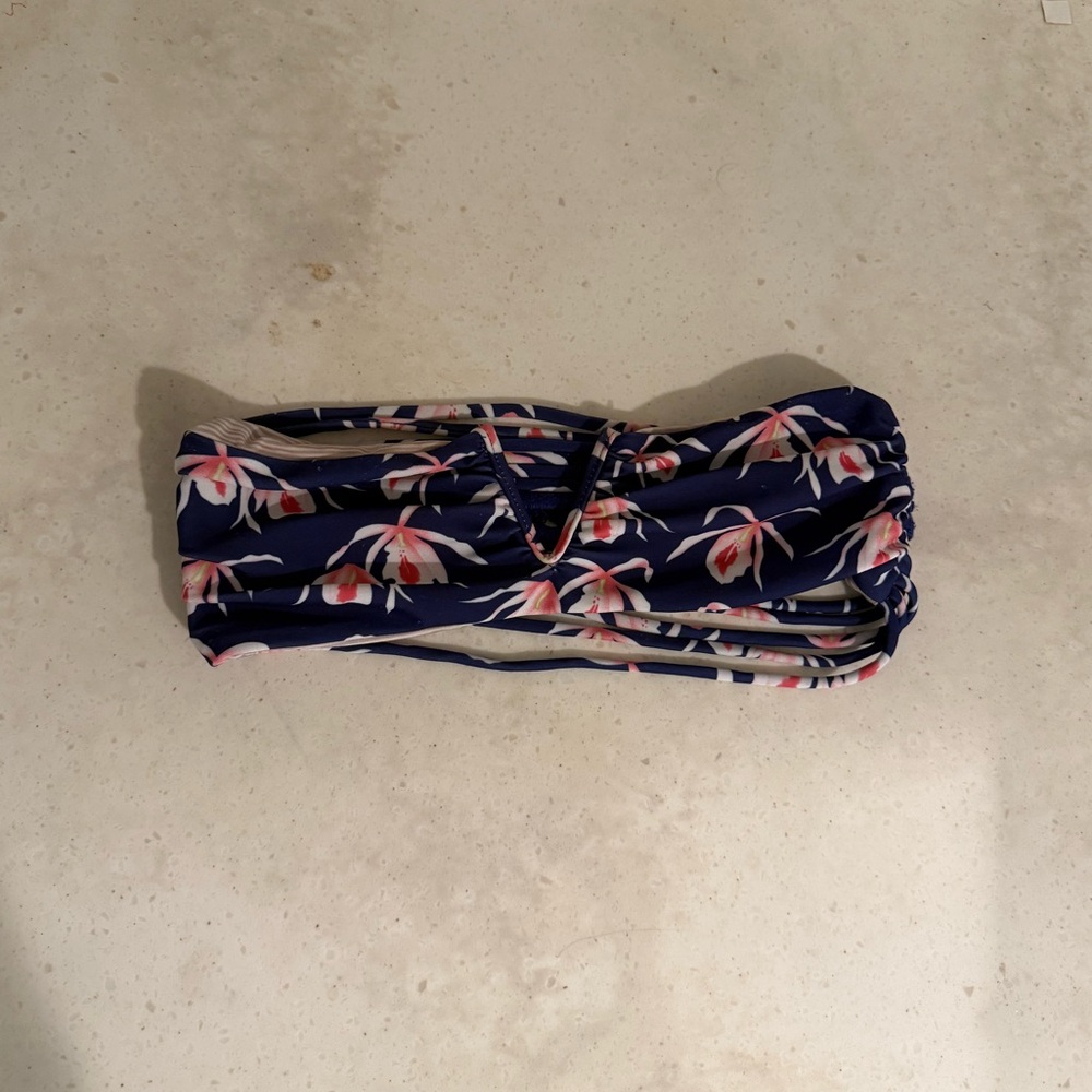 Acacia Swimwear Floral Bikini Top - Navy and Pink